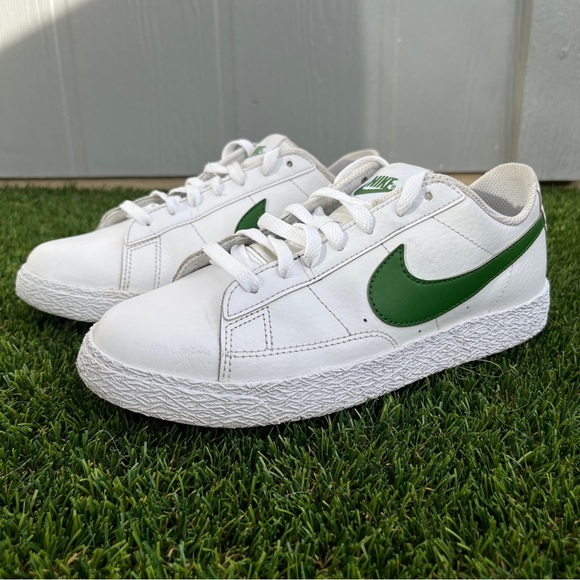 Nike Blazer Low GS White Forest Green Size 6.5Y CZ7576-101 - Picture 7 of 10